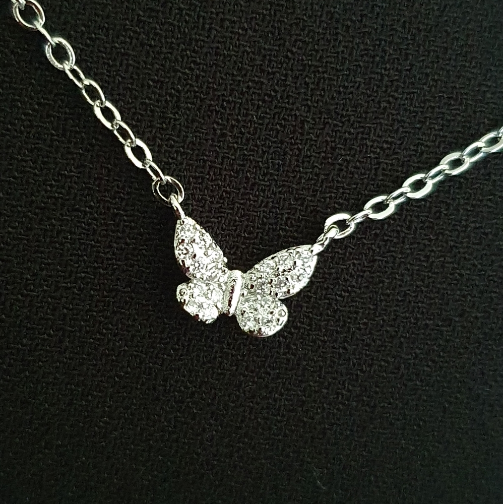 Pretty Silver Butterfly Necklace